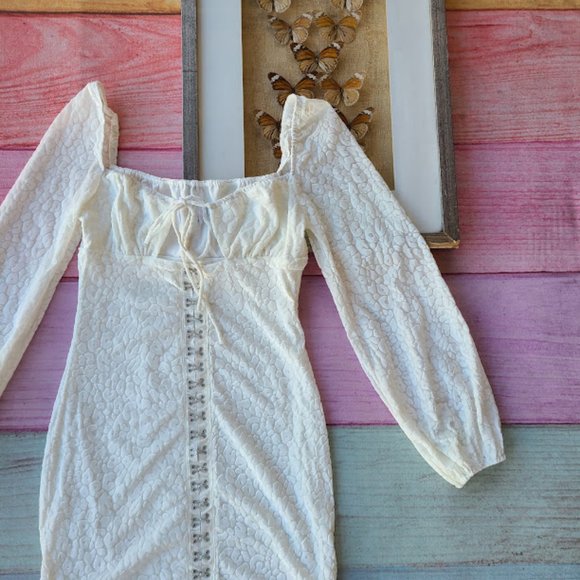 Princess Polly White Don't Be Salty Burnout Velvet Cutout Bodycon Mini Dress 6US - Picture 9 of 11